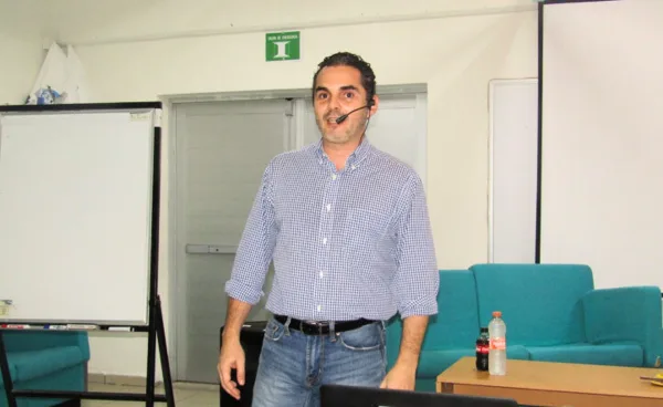 Fernando Ralero, conferencista para eventos corporativos sobre Liderazgo Transformacional