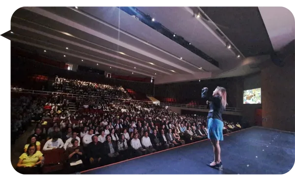 Jennifer Nacif, conferencista para eventos corporativos sobre Liderazgo Consciente