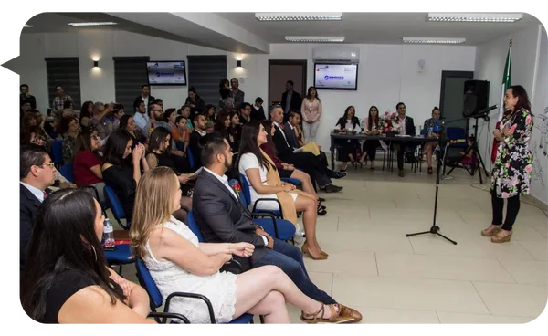 Ariadna Tamayo, conferencista para eventos corporativos sobre Liderazgo Empresarial