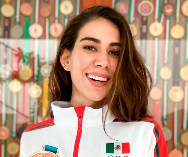 Alely Hernández — Conferencista en México