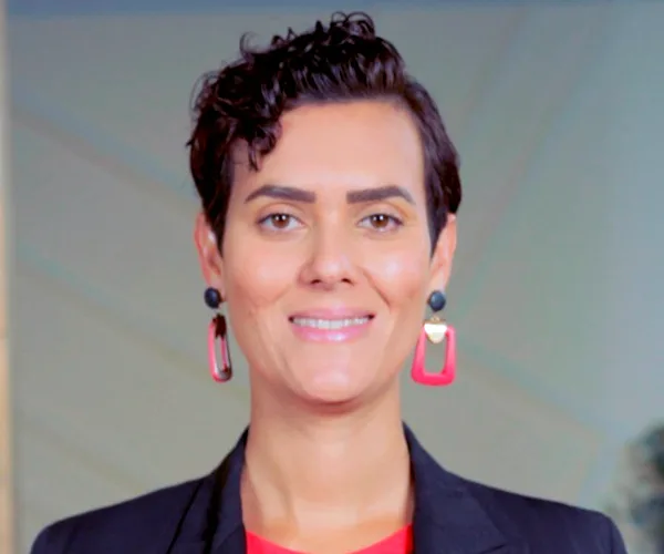 Daphne S. Leger — Conferencista de Liderazgo