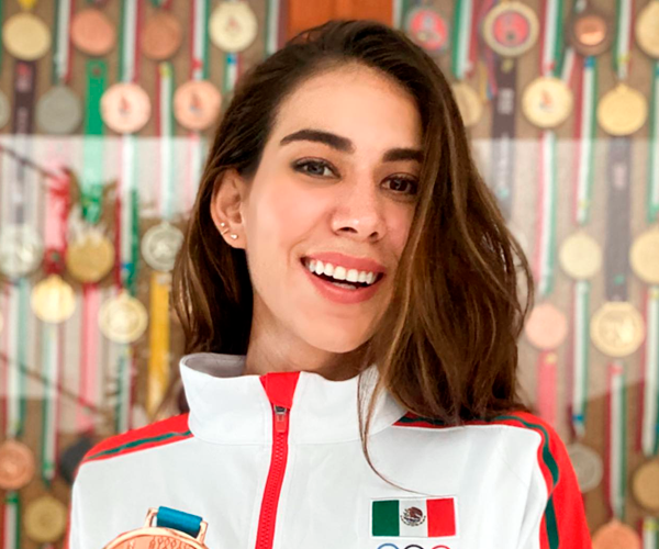 Alely Hernández — Conferencista en México