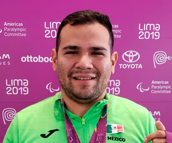 Diego López — Conferencista de Diversidad, Equidad e Inclusión