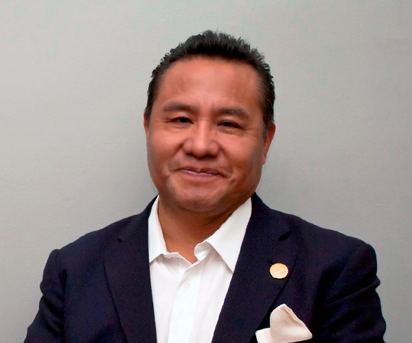 Fernando Velasco Pino — Conferencista de Ventas