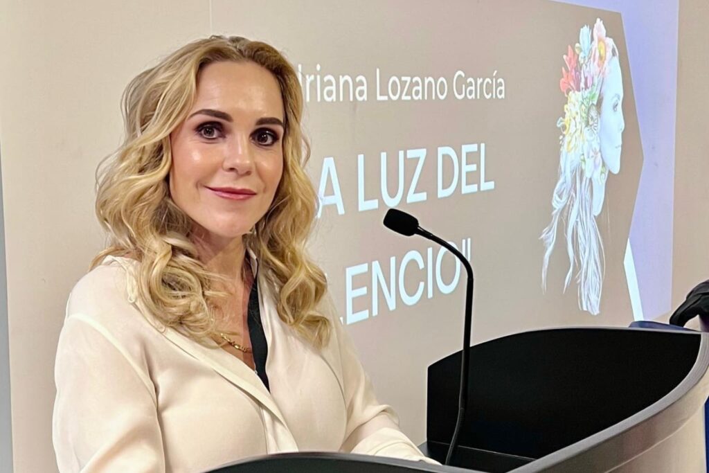 Adriana Lozano