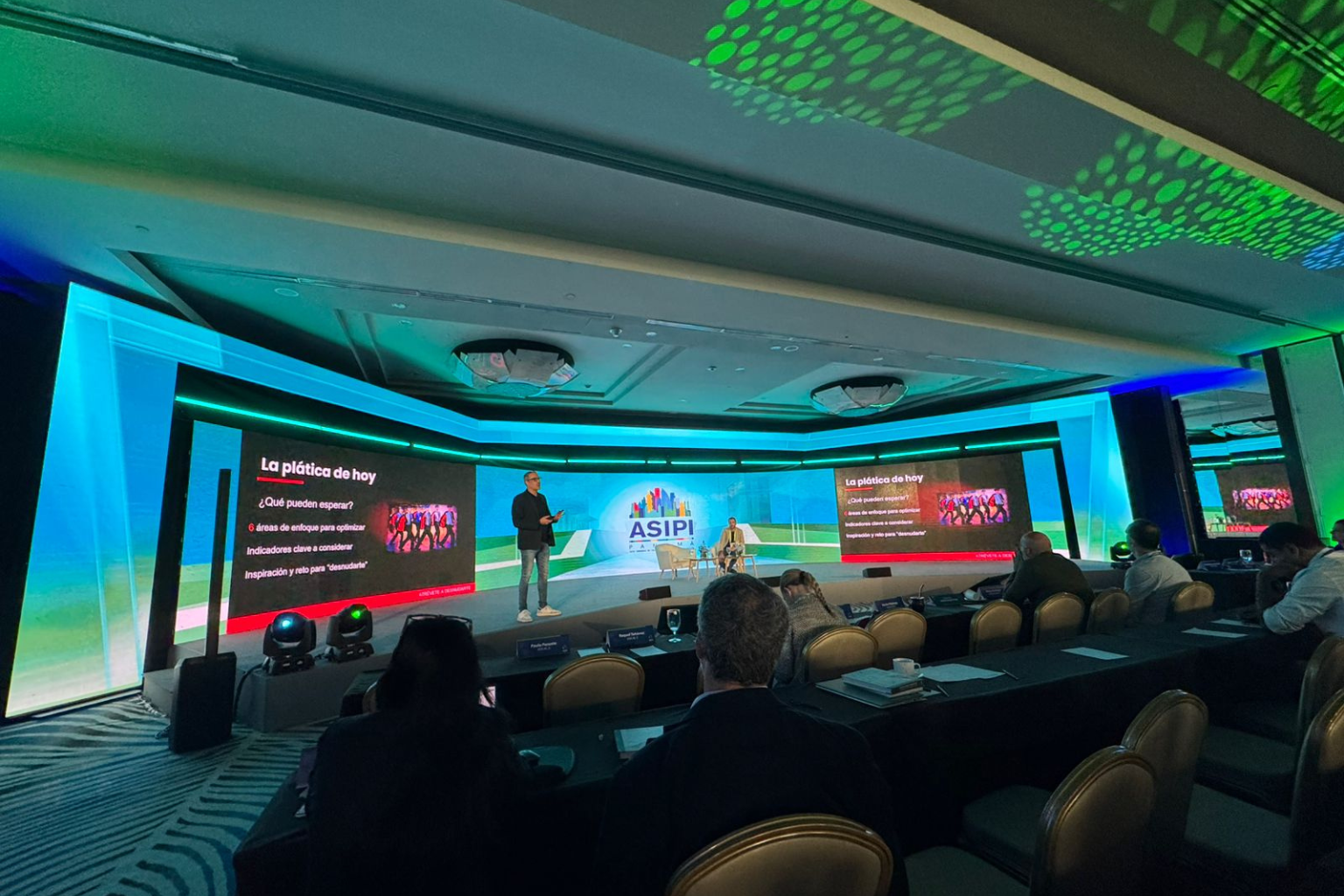 Jorge Saldívar en acción